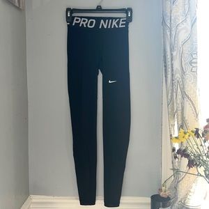 Juniors XS Dri-Fit all black Nike Pro leggings